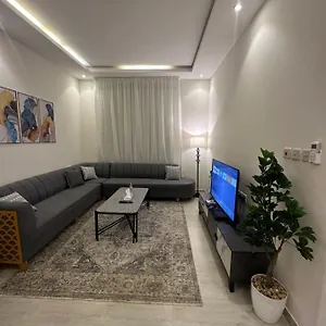 احجز هنا